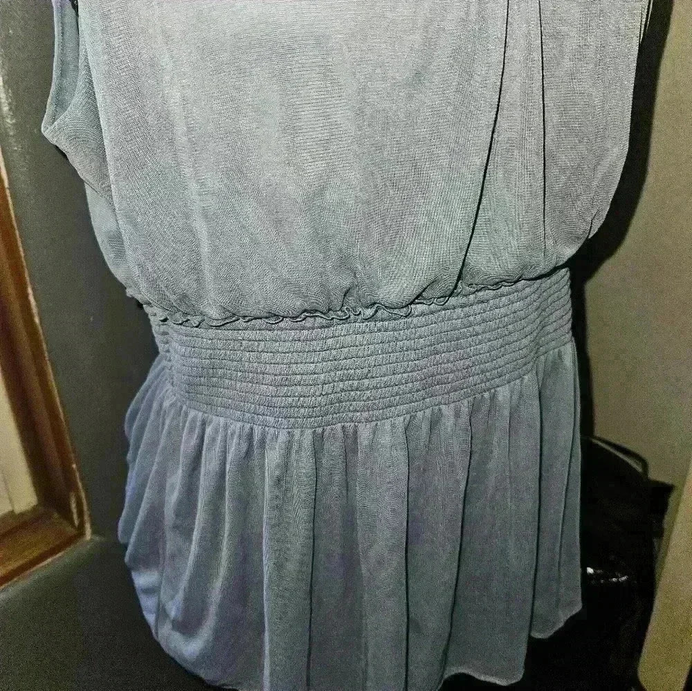 Express Brand Womans Blue Halter Top Size L - Picture 3 of 10